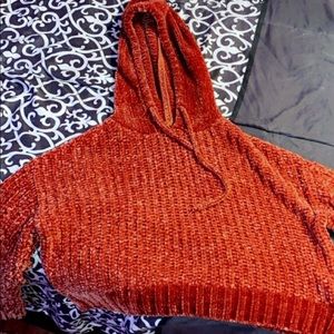 cute cropped hoodie !!